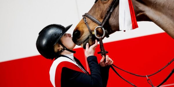 Aleksandra Kierznowska i CONLUMINO sp zdobyli srebrny medal Halowych Mistrzostw Polski w skokach
